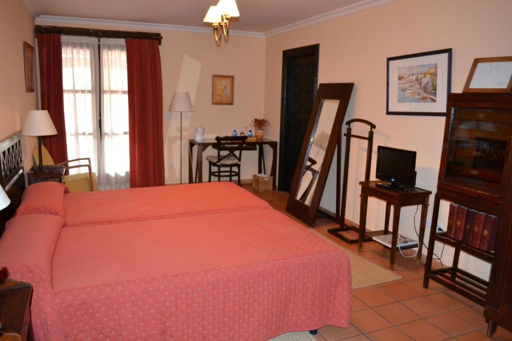 Posada Real Del Pinar Pozal de Gallinas Kamer foto