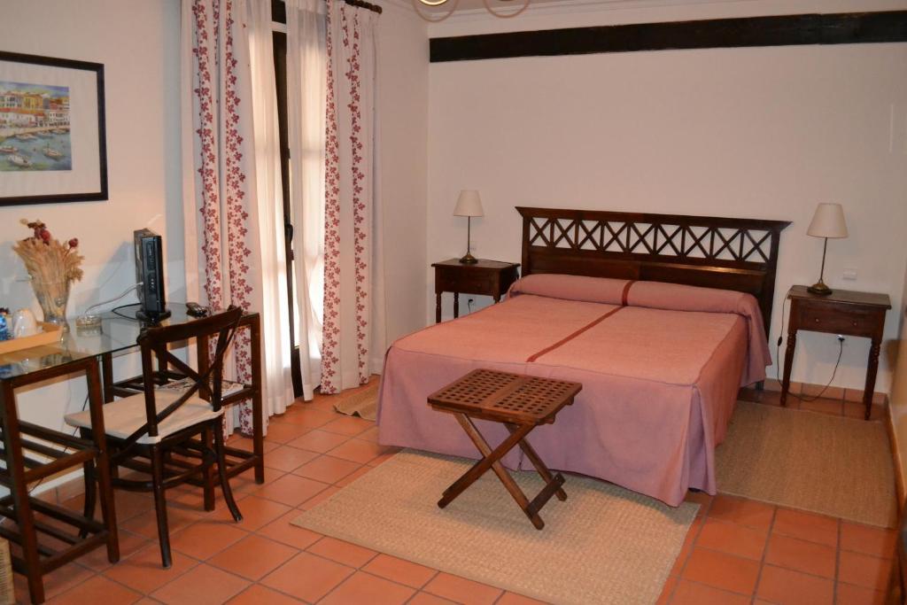 Posada Real Del Pinar Pozal de Gallinas Kamer foto